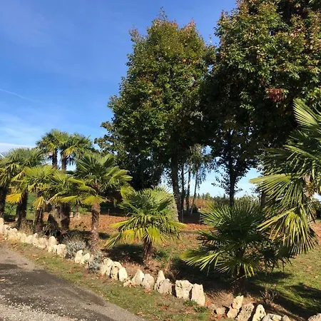 Oda ve Kahvaltı Chez Anide 3*