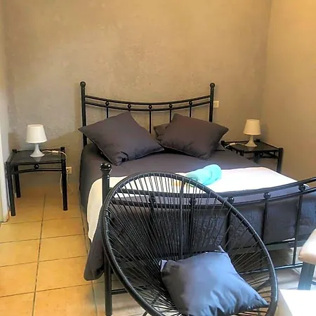 Chez Anide Bed & Breakfast 3*